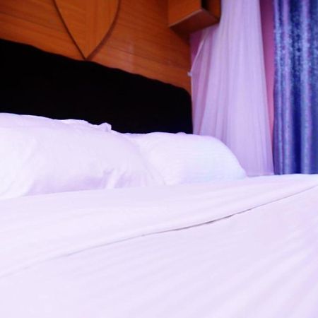 Amboseli Gateway Hotel Kimana エクステリア 写真