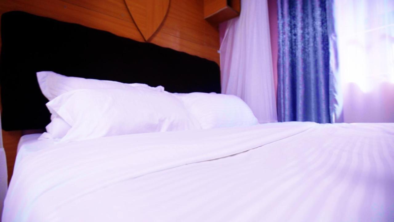 Amboseli Gateway Hotel Kimana エクステリア 写真